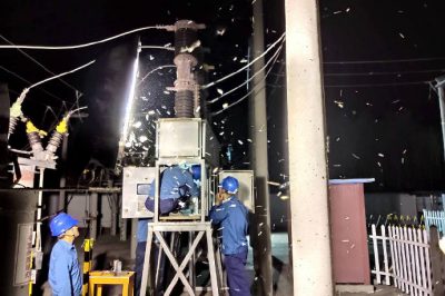 陽谷供電公司搶修35千伏張秋站1號主變高壓側(cè)開關