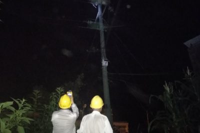 10千伏肖高線真空斷路器、隔離開關(guān)、重過載配變及引線各連接觸頭等易發(fā)熱部位進(jìn)行仔細(xì)排查