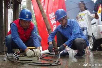 行唐縣供電公司不間斷開(kāi)展故障搶修作業(yè)，確保居民客戶正常供電