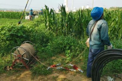 招遠市供電公司新立桿塔、架設(shè)導(dǎo)線、切割負荷