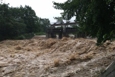 特大暴雨襲蓉，成都供電公司趕赴多地災(zāi)區(qū)搶修