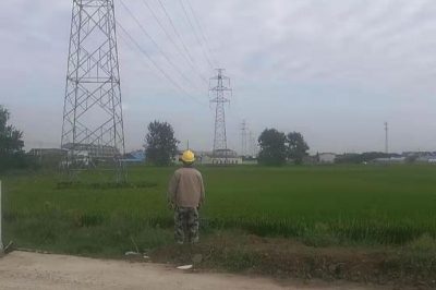 興化市供電公司對(duì)轄區(qū)內(nèi)設(shè)備開(kāi)展特巡