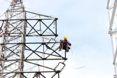 漣源南部三白線35千伏新建工程施工現(xiàn)場