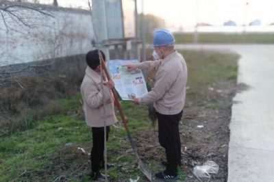 田間地頭開展電力設(shè)施保護保障春季供用電安全