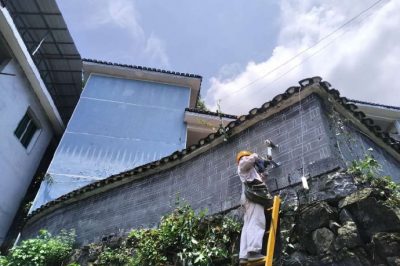 為客戶更換舊墻擔(dān)、安裝新墻擔(dān)