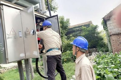 到西相村4號變，西相3號變進(jìn)行設(shè)備運(yùn)行隱患排查預(yù)控