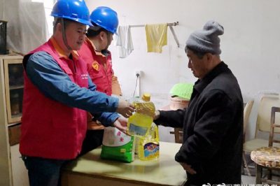 對舊線路、開關(guān)和插座等進行維修更換
