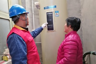 為用戶檢查進(jìn)戶線、漏電保護(hù)器、電采暖設(shè)備等用電設(shè)備
